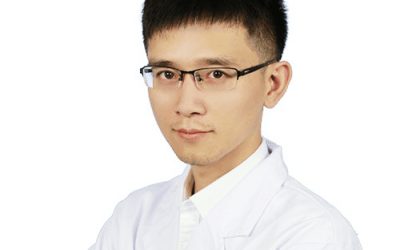 李筠